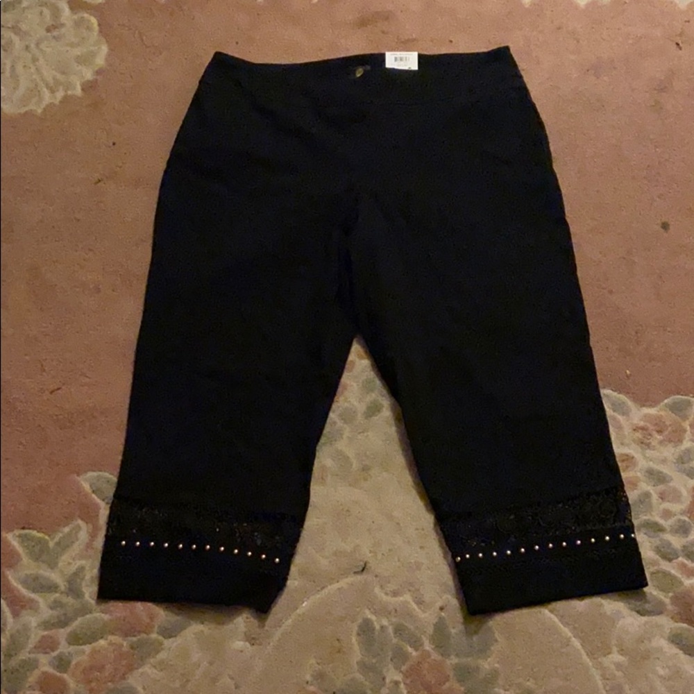Capri JM Collection Capris